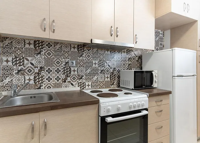 Spacious Peaceful Family 2Bd Apt